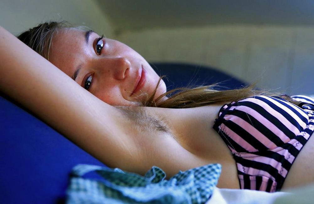 25P Chicks with armpit fur