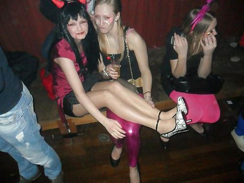 25P Dutch Barbies and Bimbo's