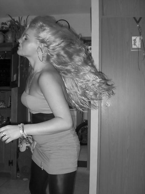 25P Dutch Barbies and Bimbo's
