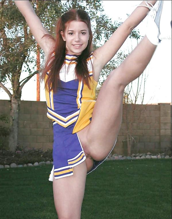 25P Some  teens  Upskirt Pussy and Upskirt No Panties pics#2