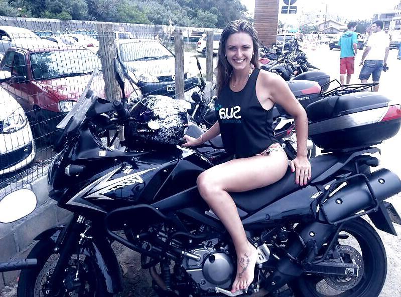 23P Brazilian girls cum face