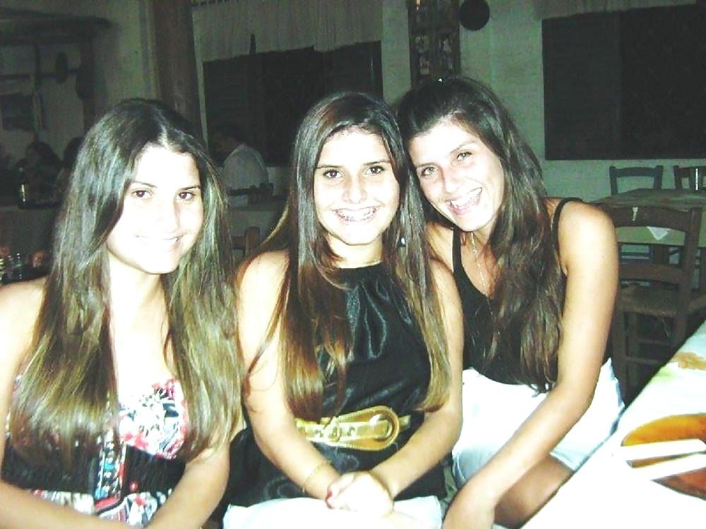 23P Brazilian girls cum face