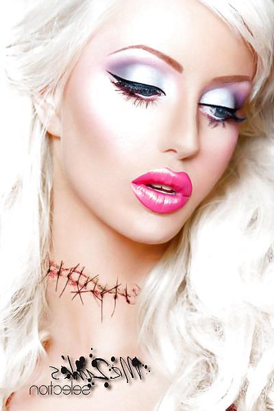 15P Bimbo Training - Makeup