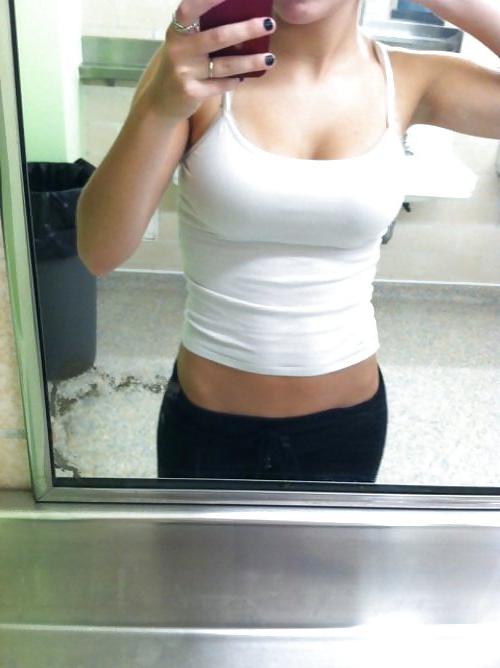 25P Mirror-girls