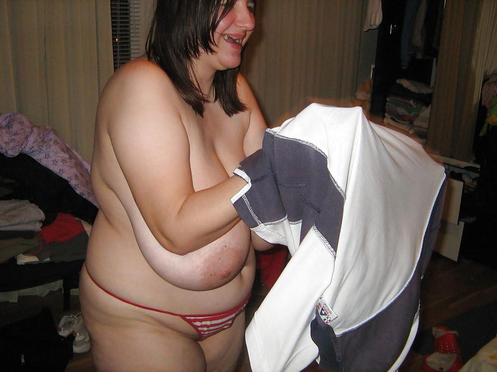 16P FAT HOUSEWIFE