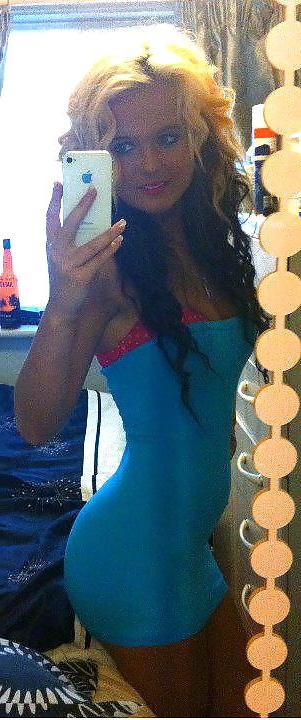 25P Dumb Bimbo Facebook Slut