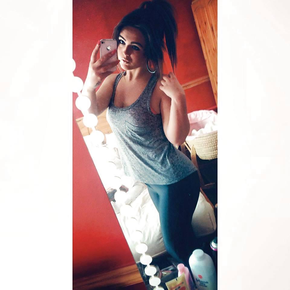 25P Dumb Bimbo Facebook Slut