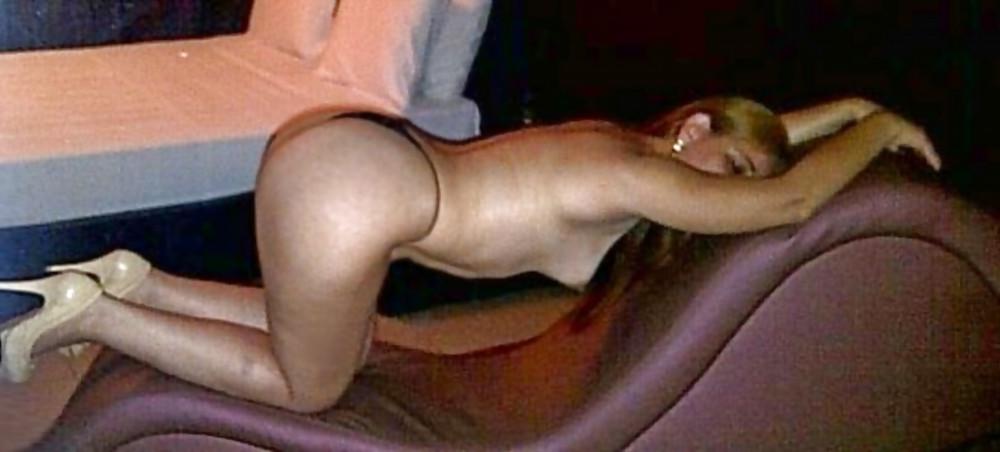 25P My Curvy Brazilian Wife is a hot fucking sex doll... 