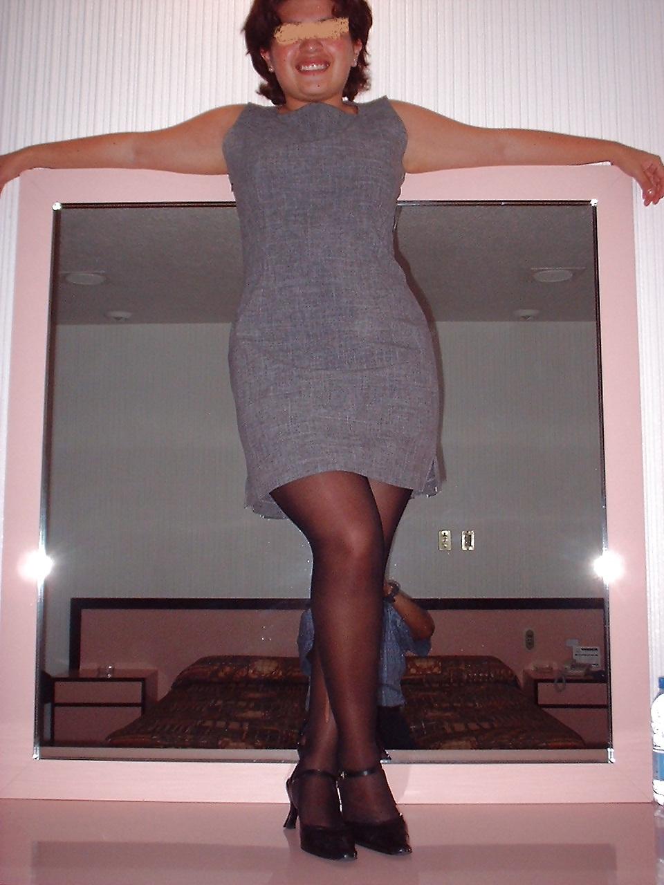 21P Latin mom showing off her lingerie