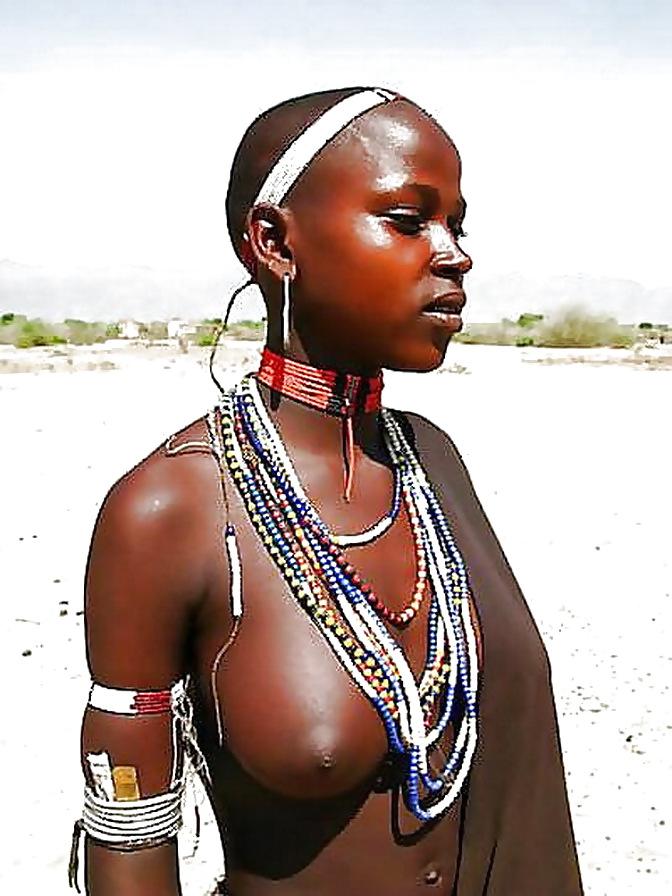 25P Busty Goddesses - Short Haired Girls With Huge Breasts, 14