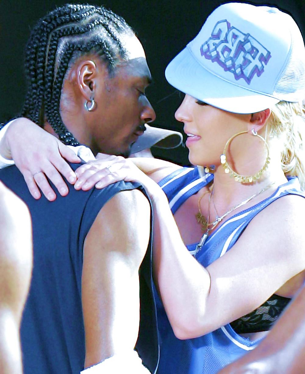 24P Britney Spears Outrageous Video Outtakes 