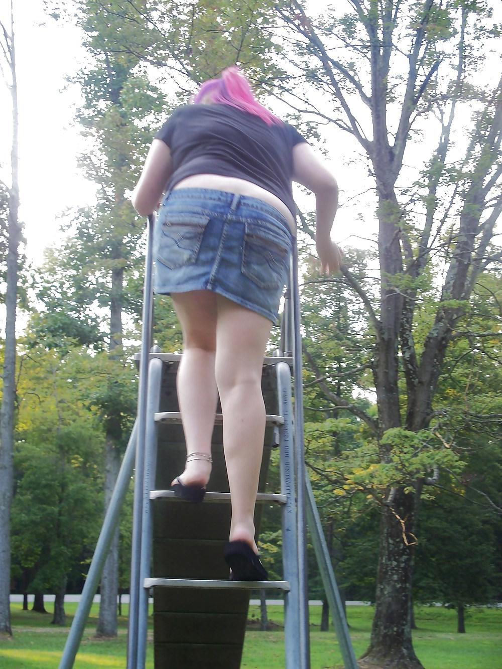 25P Fun Day At Park With Freaky Pink Haired Ex-Wife