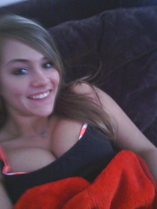 12P Tits in tight clothes and hand bras