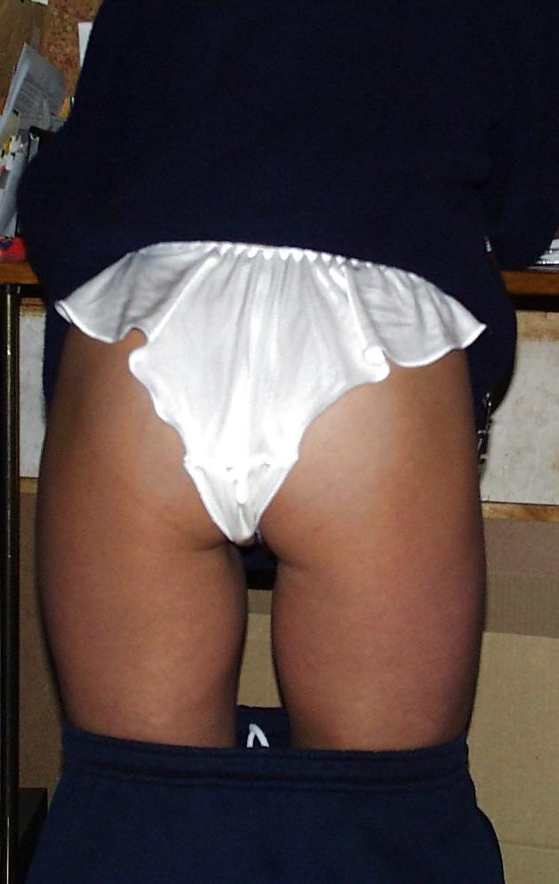 25P Collection of round, curvy ass shots taken of my ex wife. 