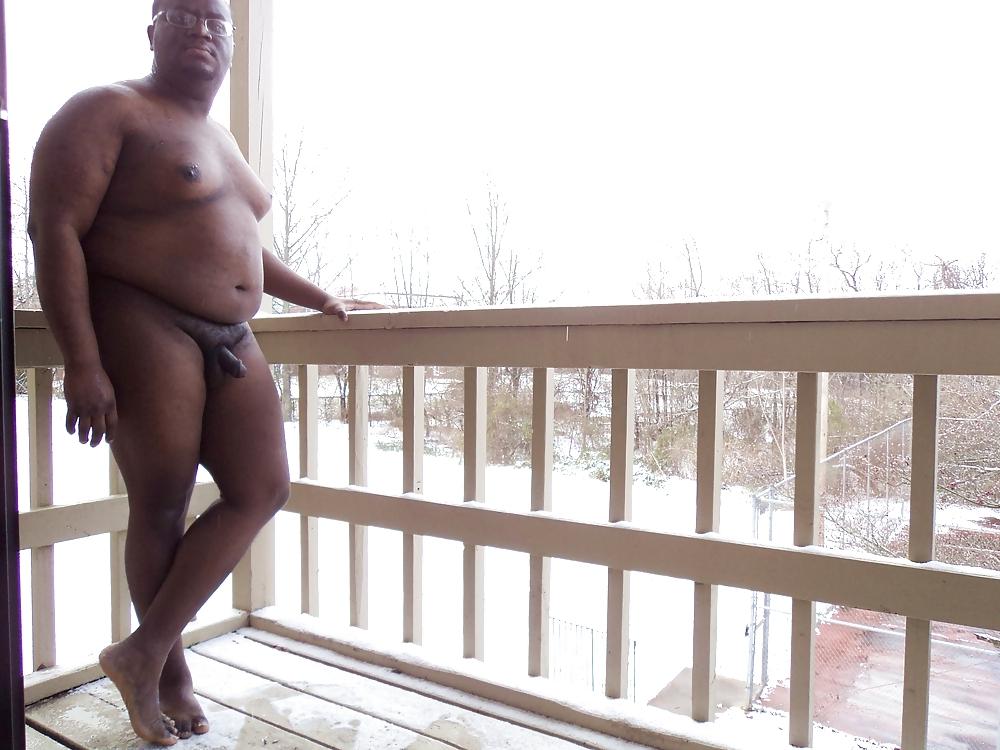 6P Outdoor winter nudity