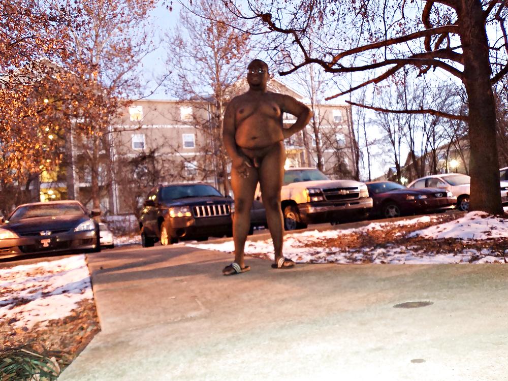 6P Outdoor winter nudity