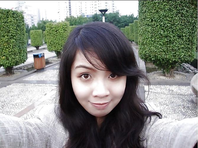 25P Chinese girl