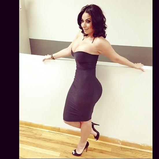 19P THICK CURVY SEXY PERFECT WOMEN