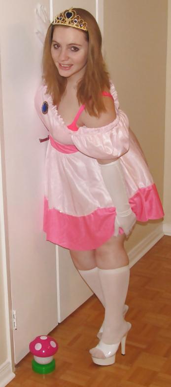 18P CURVY TEEN BIG LEGS & ASS - 7