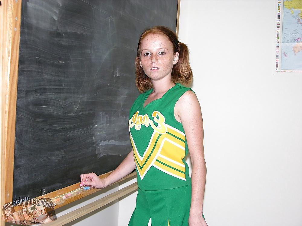 20P 18 Year Old Teen Cheerleader
