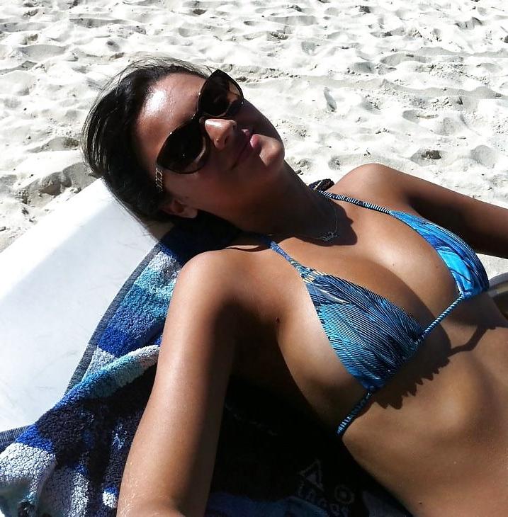 25P Brazilian Bikini Dreams
