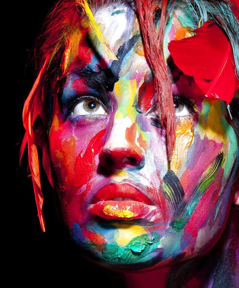 25P Amateurs in Action: Fantasy - Colorful Girls