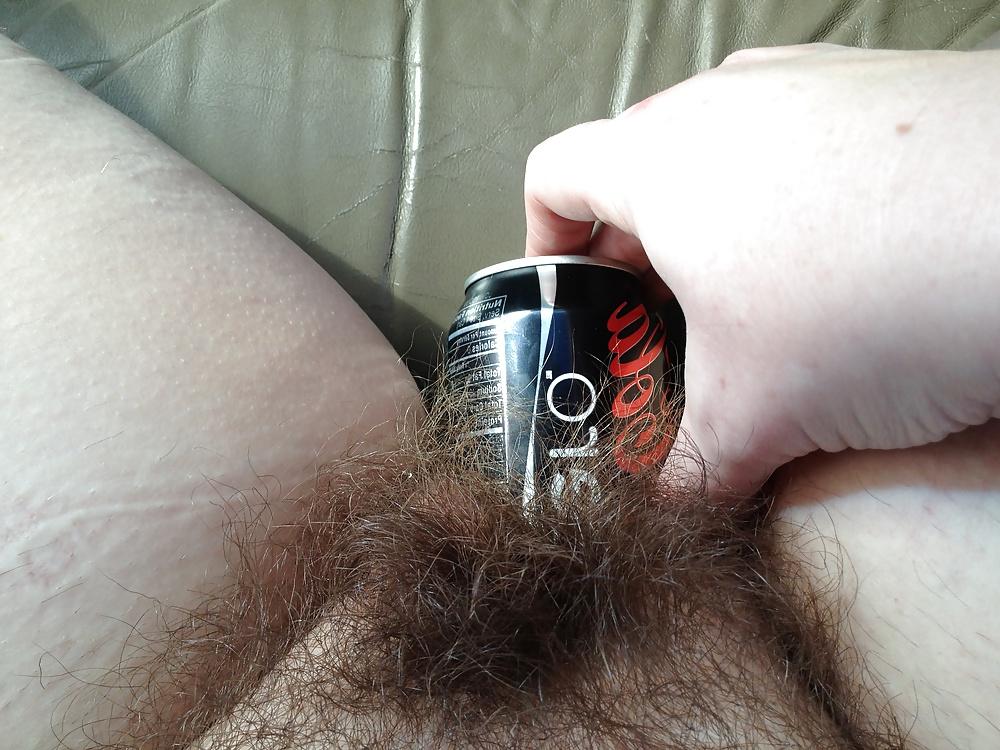 25P Fat hairy pussy stuffed with soda can and shops for 3 hrs