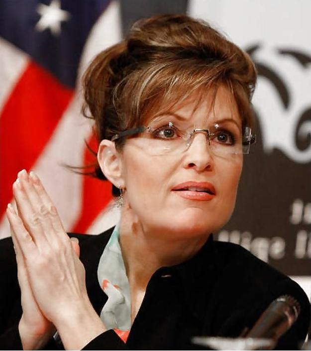 25P I can't stop jerking off to conservative Sarah Palin