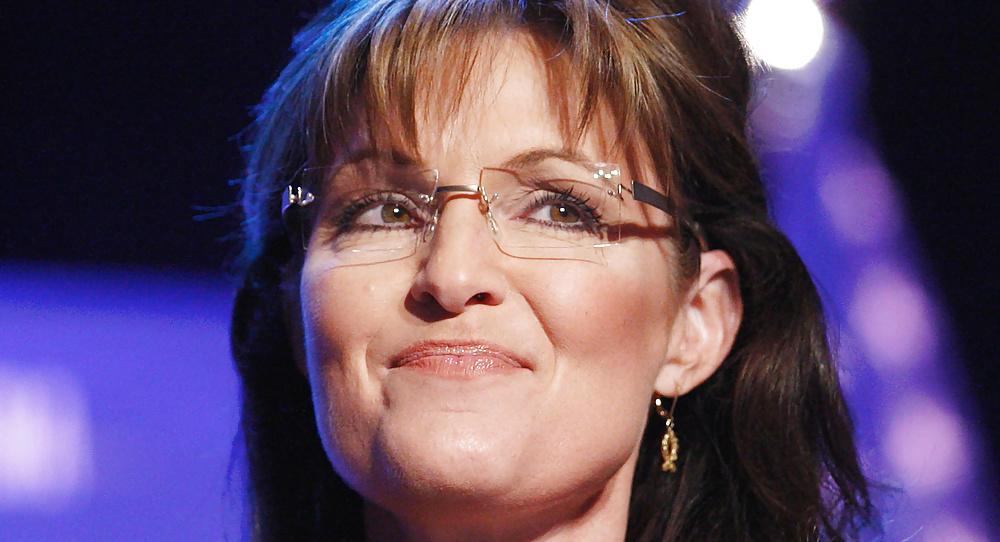 25P I can't stop jerking off to conservative Sarah Palin