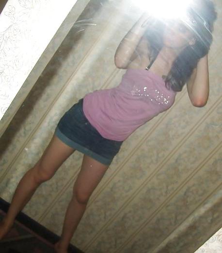 18P Long Legged Curly Slut