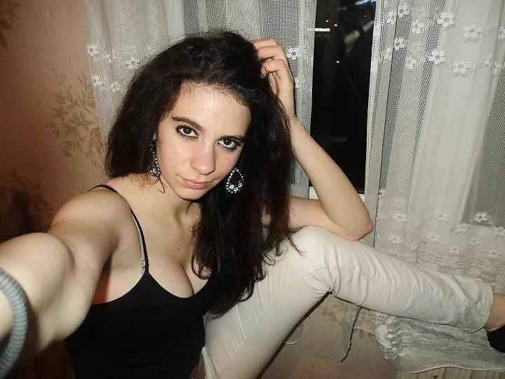 18P Long Legged Curly Slut