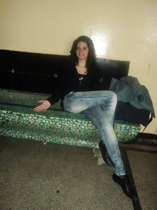 18P Long Legged Curly Slut