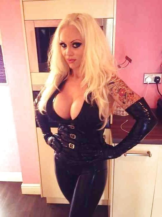 24P Bimbo's