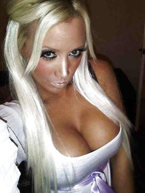 24P Bimbo's