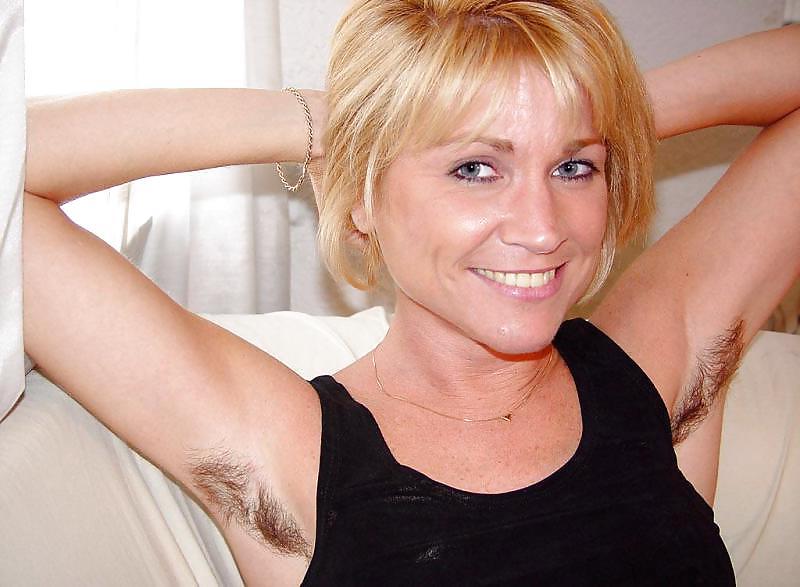 25P Edun, hairy armpit MILF