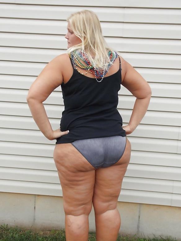 25P PRETTY BLONDE FAT ASS - 4