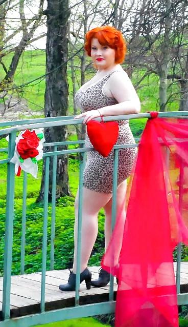 20P Curvy sexy russian babe Masha