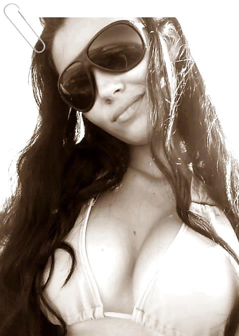 16P Alyne Semensatti - Brazilian teen delicious