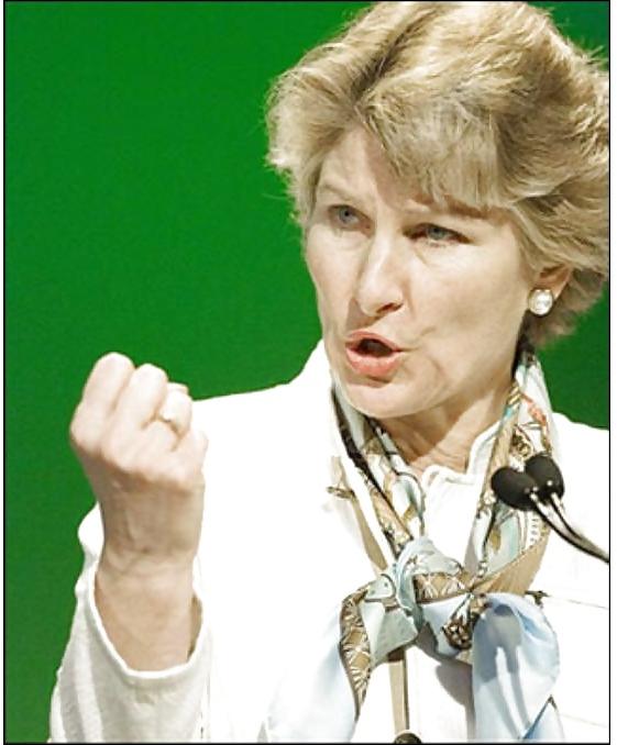 25P Love jerking off to conservative Karen Hughes