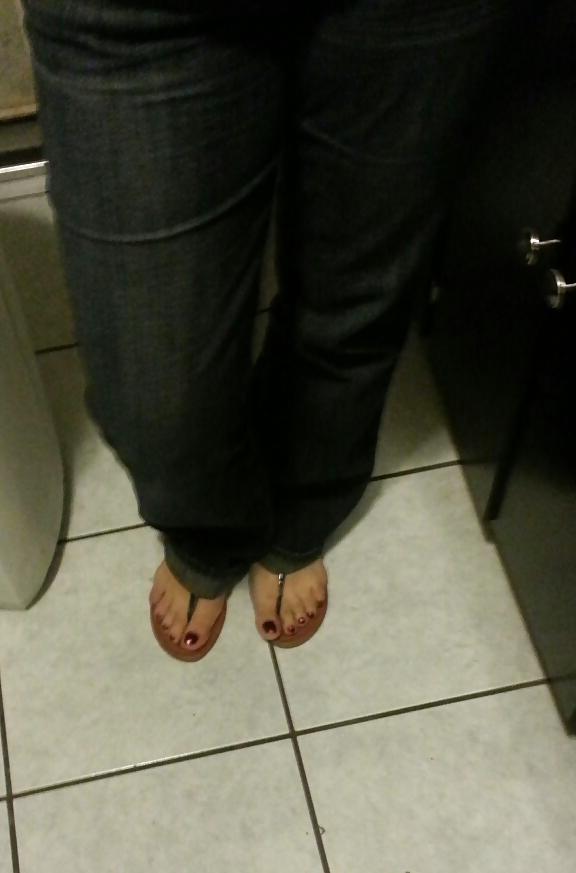 6P My latina wifes candy feet in thong sandels