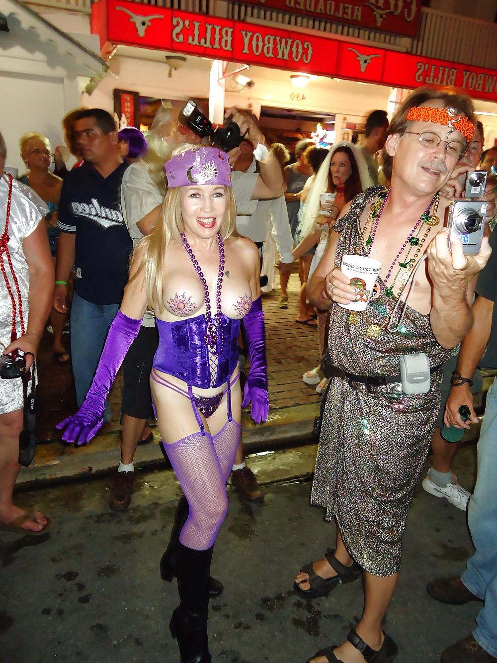 25P FANTASY FEST 2010