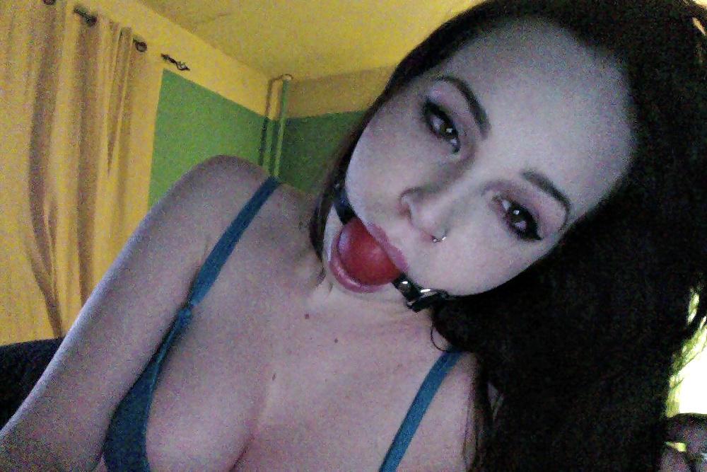 25P Slave bimbo 2