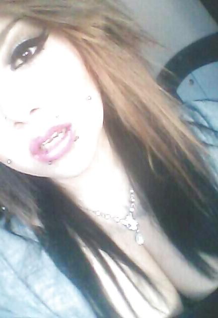 20P Thick tattooed Latina 2