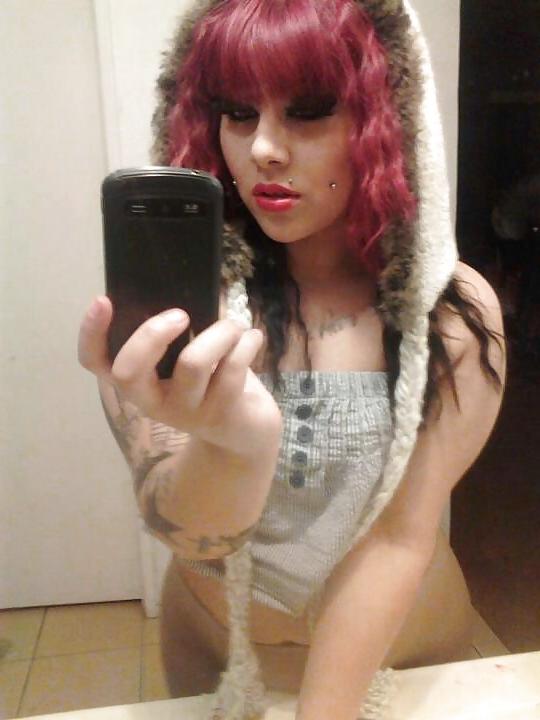 20P Thick tattooed Latina 2