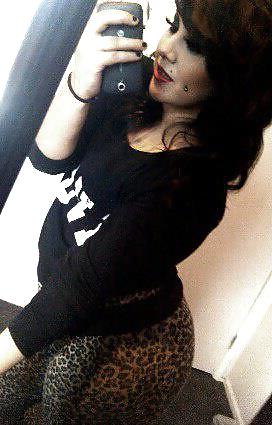 20P Thick tattooed Latina 2