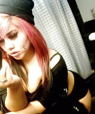 20P Thick tattooed Latina 2