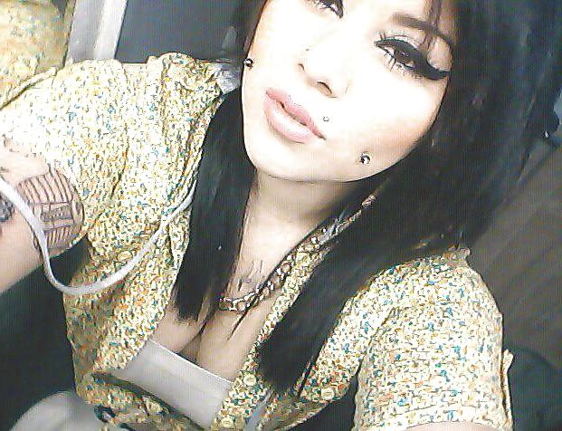 20P Thick tattooed Latina 2