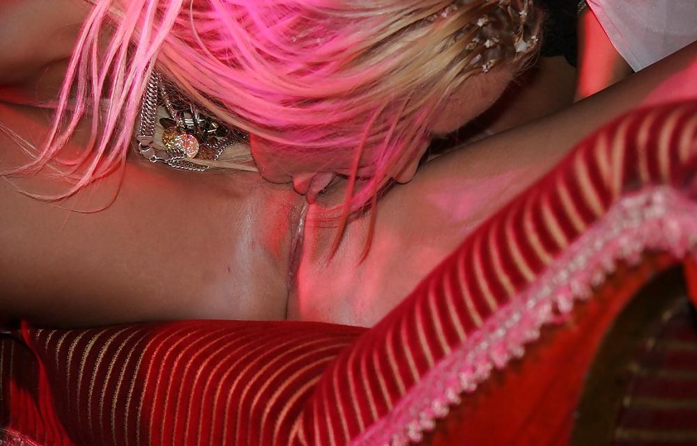 25P Sex Show - 13
