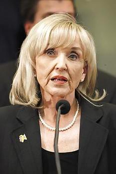 25P I simply love jerking off to Conservative Jan Brewer