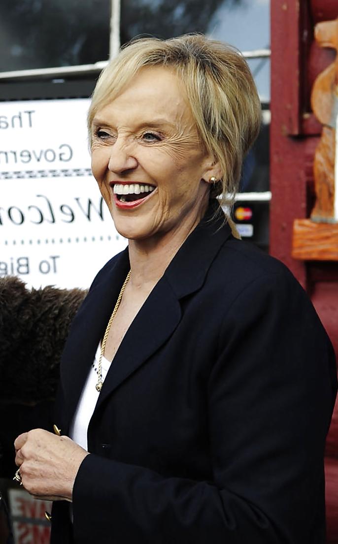 25P I simply love jerking off to Conservative Jan Brewer